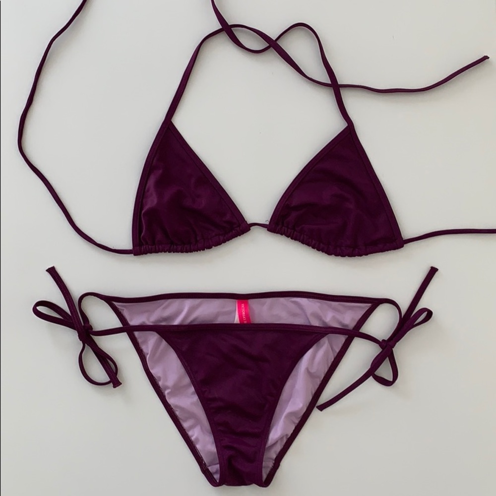 *NWOT* Victoria’s Secret String Bikini - Size S